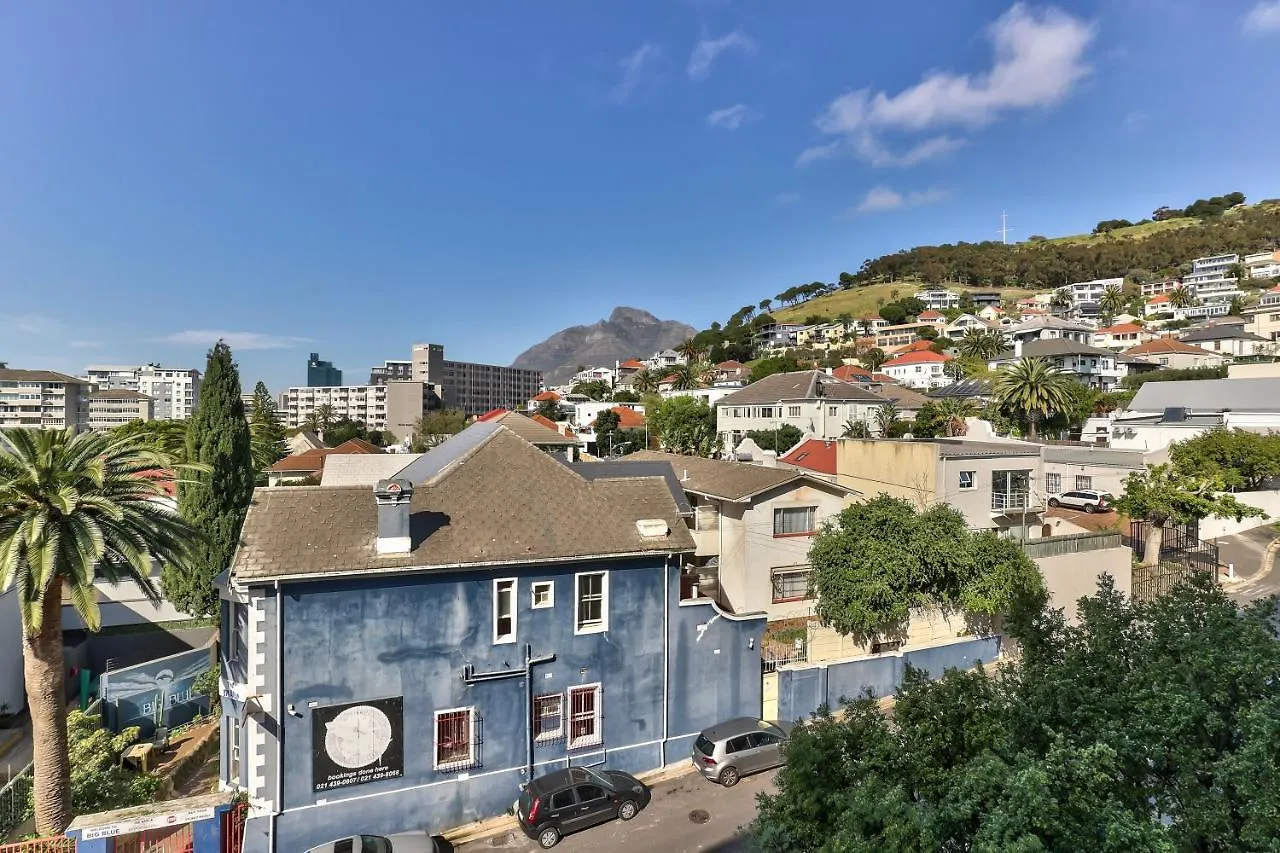 Cascades 608 Studio In Green Point Cape Town Daire